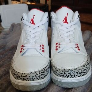 Jordan Men's White and Red Sneakers